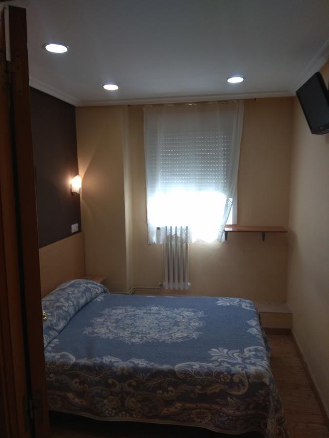 Hostal Lido Ourense Esterno foto